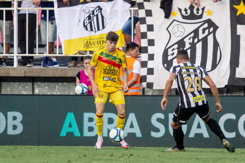 Lance do jogo Brusque e Santos em Joinville