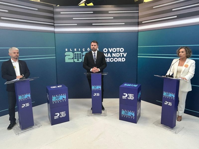 Candidatos Candidatos em debate na NDTV