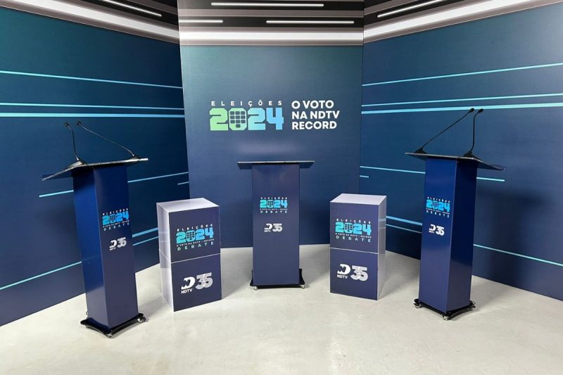 estrutura montada na ndtv record para debate entre os candidatos a prefeito de Chapecó estrutura montada na ndtv record para debate entre os candidatos a prefeito de Chapecó