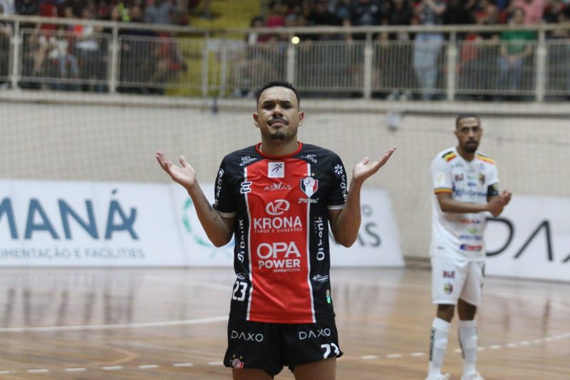 JEC Futsal venceu mais uma no Centreventos Cau Hansen