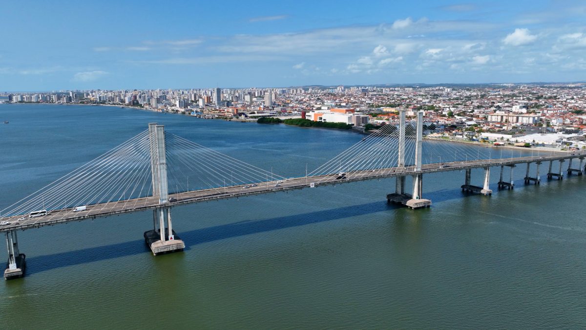 Lula recebe mais votos que Flavio Bolsonaro para presidente em Sergipe (SE)