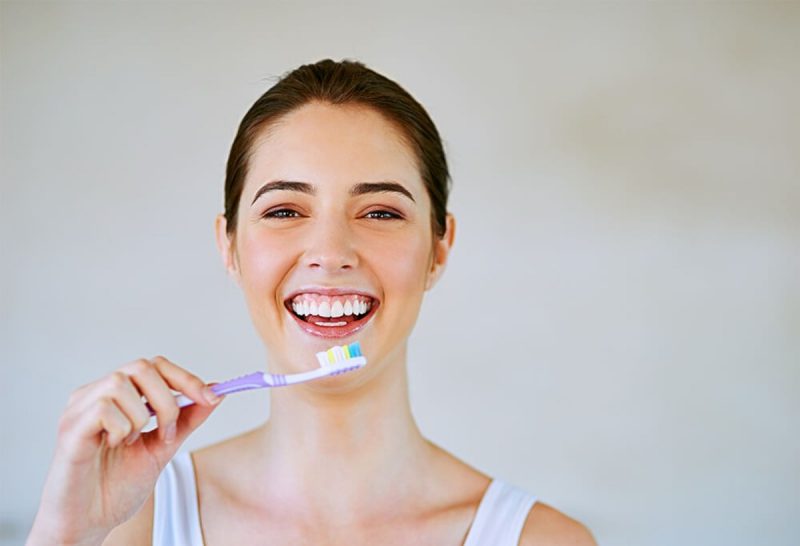 Escovar o dente todos os dias é indispensável para uma saúde bucal boa