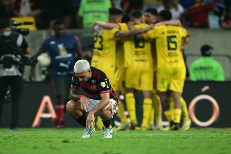 Flamengo perde jogo de ida da Libertadores para Peñarol 