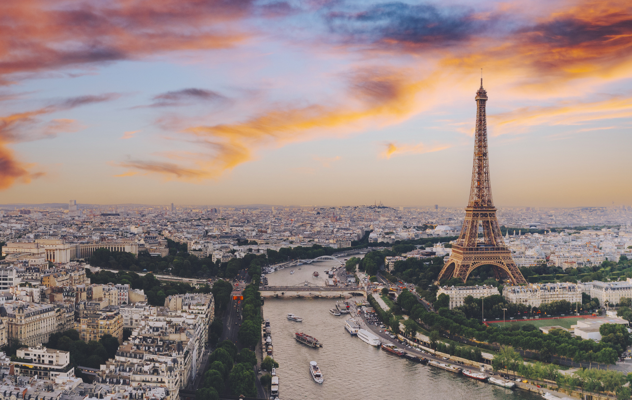 Paris, capital da França, aparece como destino mais buscado pelos brasileiros para setembro