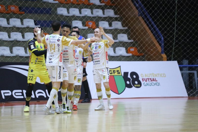 Jaraguá Futsal venceu na noite desta terça-feira (10)