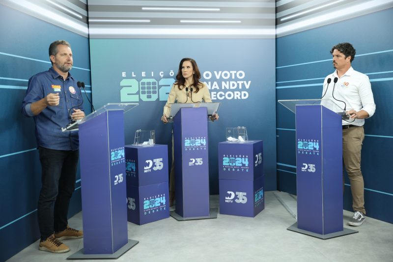Lela e Marquito debatem sobre tarifa zero Lela e Marquito debatem sobre tarifa zero, apresentadora Márcia Dutra media