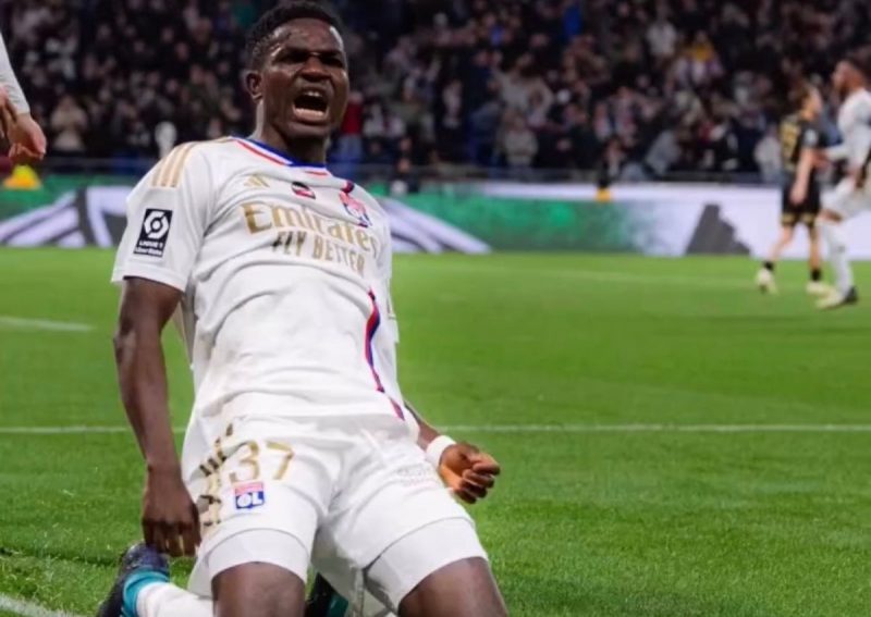 Nuamah é jogador do Lyon
