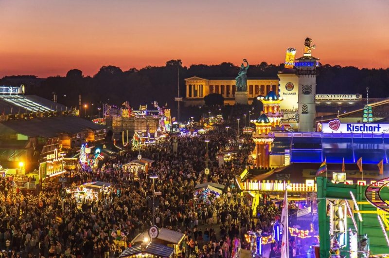 Oktoberfest em Munique vista do alto 