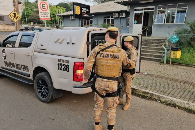 Dois homens foram presos em uma operação em Chapecó nesta quarta-feira (11).