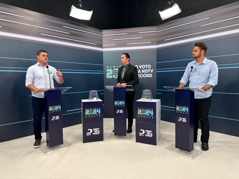 Imagem mostra Osmar e Robison em Itajaí Imagem mostra Osmar e Robison em Itajaí