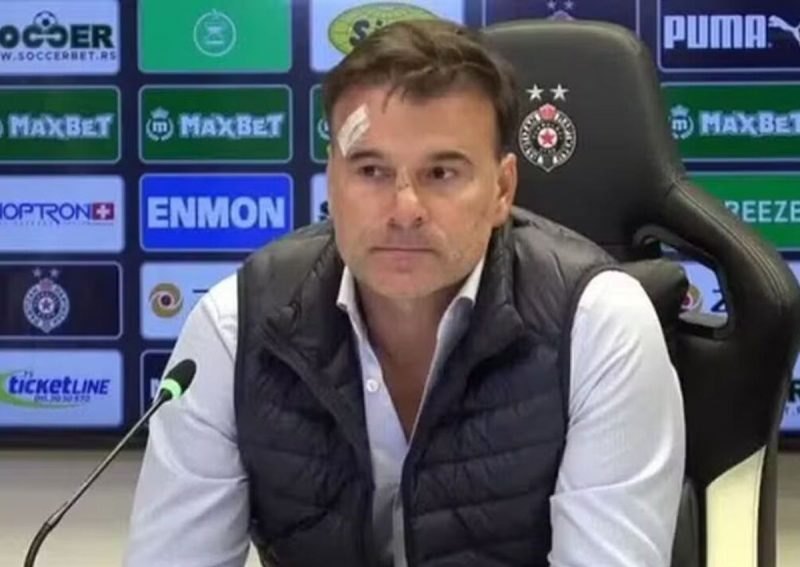 Aleksandar Stanojevic, técnico do Partizan, ficou ferido após invasão de torcedores 