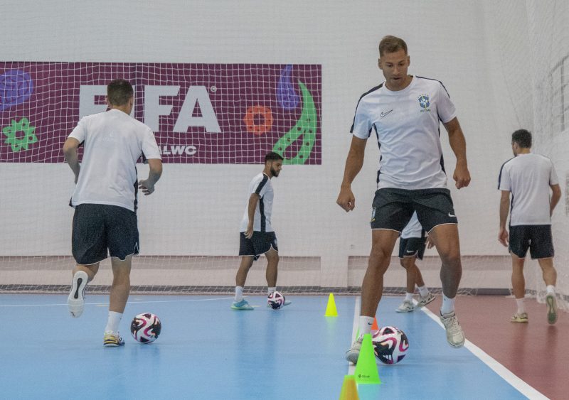 Brasil encara Cuba pela 1ª rodada da Copa do Mundo de Futsal 