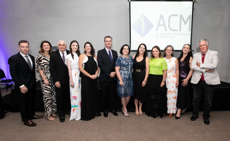 Dia do Médico é celebrado na sede da Associação Catarinense de Medicina