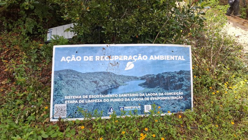 Casan realiza ação de recuperação ambiental na lagoa da conceição 