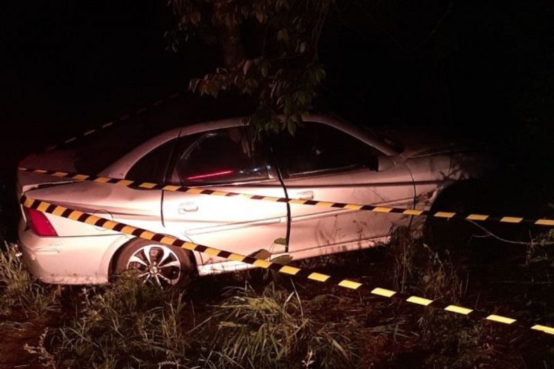 Motorista ficou gravemente ferida após bater em árvore na SC-160.