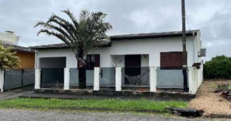 Casa em Santa Rosa do Sul disponível para lance a partir de R$ 235.200,00