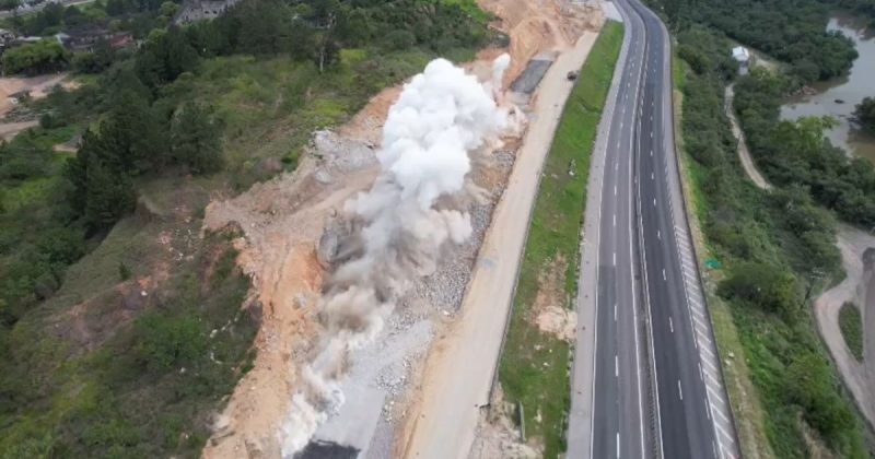 Obras na BR-101 em Capivari de Baixo