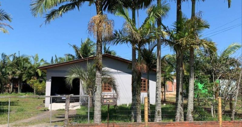 Casa disponível para lance a partir de R$ 175.000,00