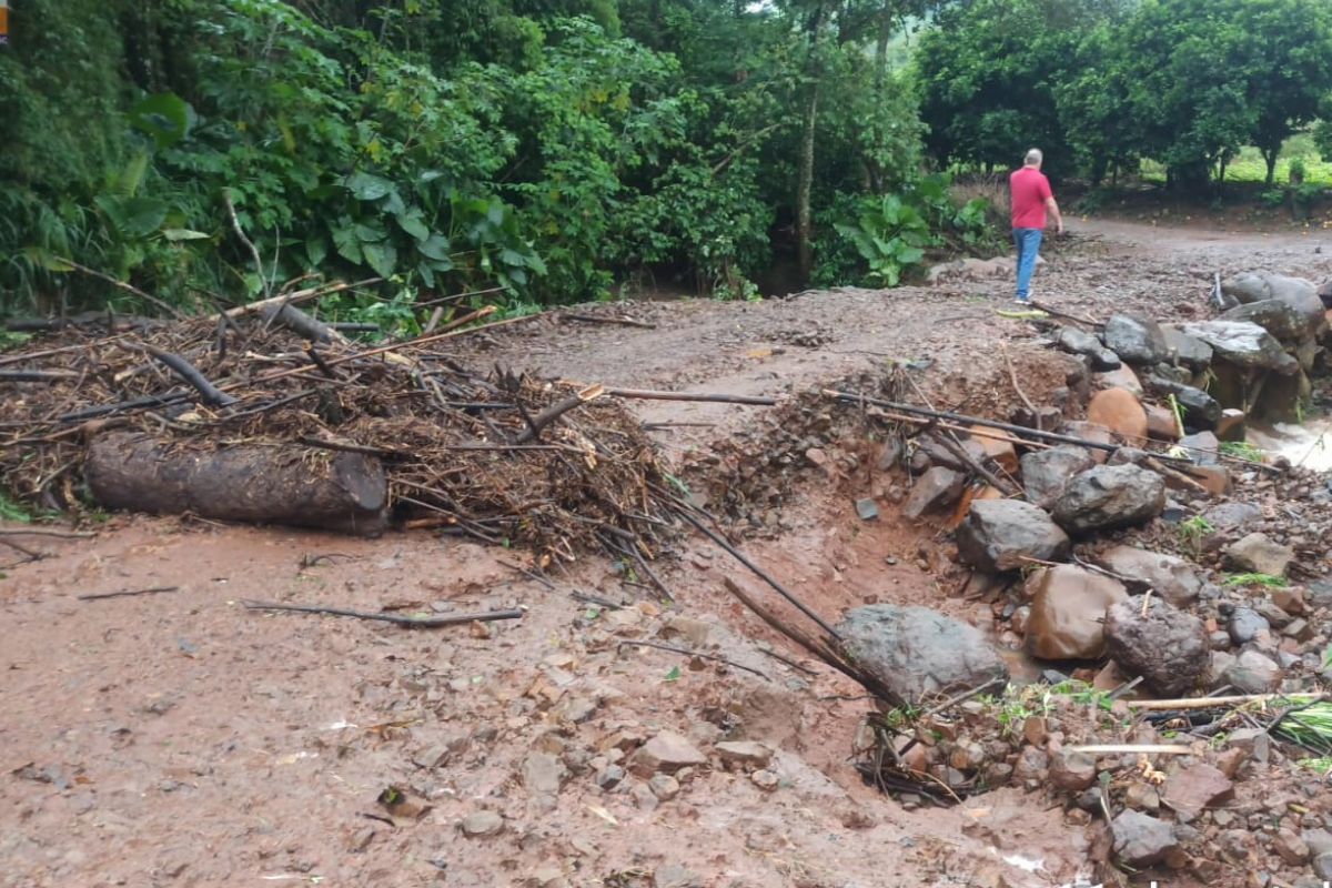 Seis comunidades de São Carlos registraram danos pela chuva - Defesa Civil/Divulgação/ND