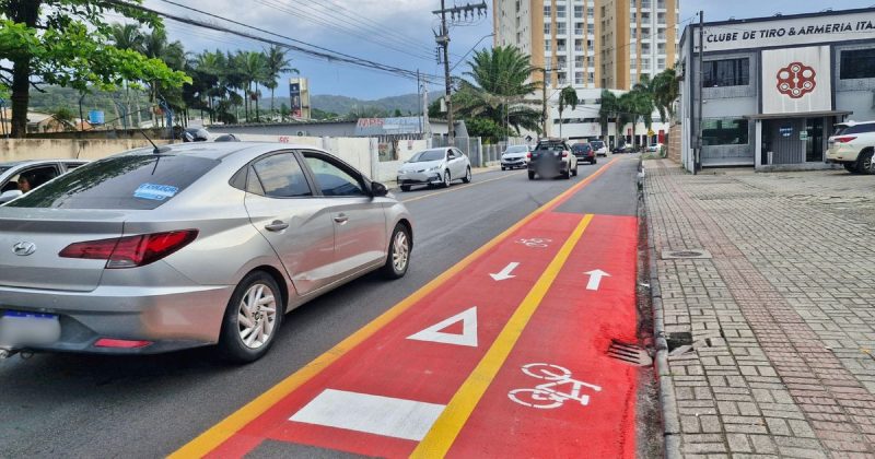 Ampliação de ciclovia em Itajaí