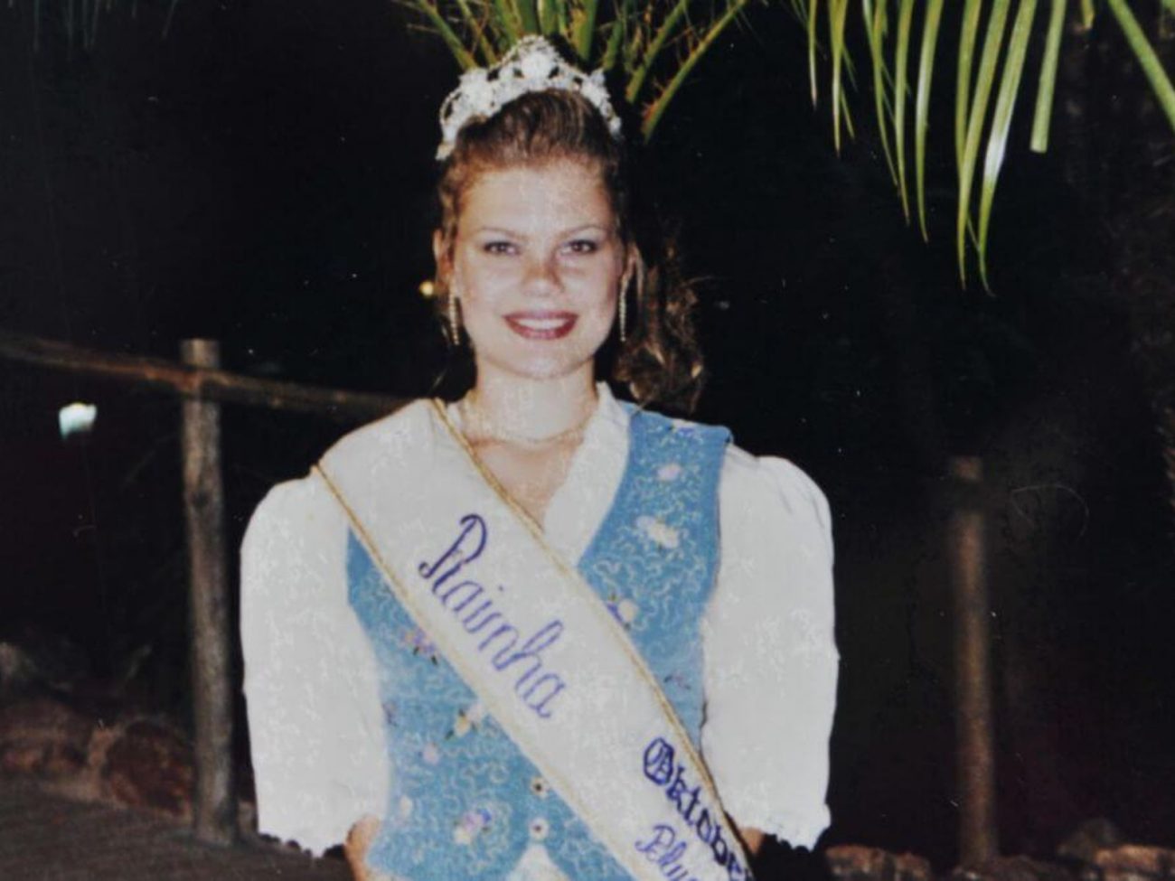 Denie Tabaldi, rainha de 2000 da Oktoberfest Blumenau - Divulgação/Site Oktoberfest Blumenau