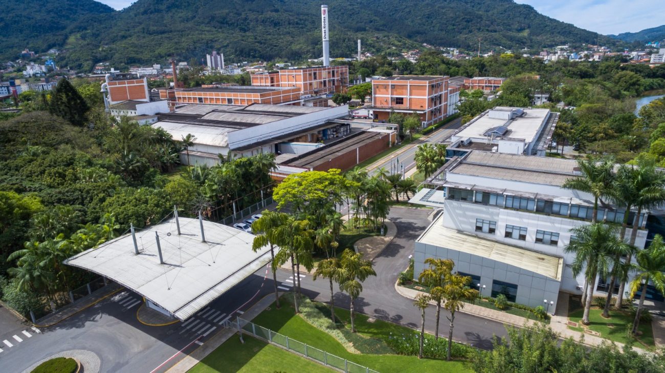 Foto aérea da matriz, em Jaraguá do Sul - Duas Rodas/Divulgação/ND