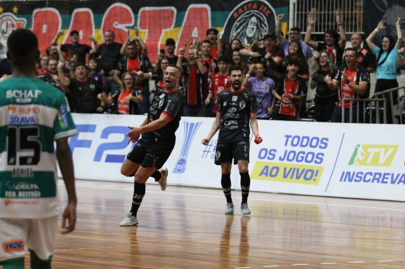 JEC Futsal garante classificação às quartas de final da Liga Nacional