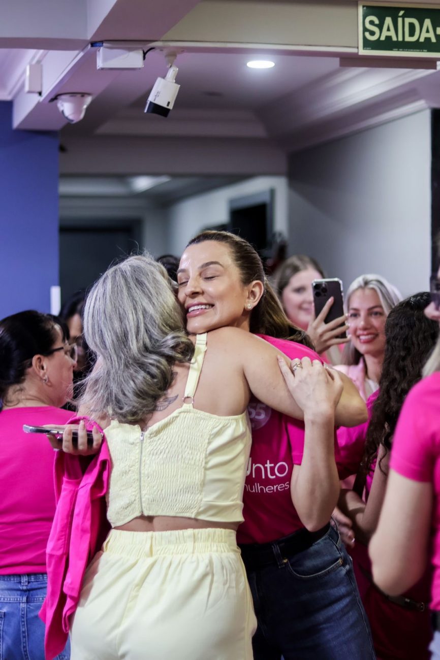 Juliana Pavan (PSD) durante campanha eleitoral em Balneário Camboriú - Divulgação