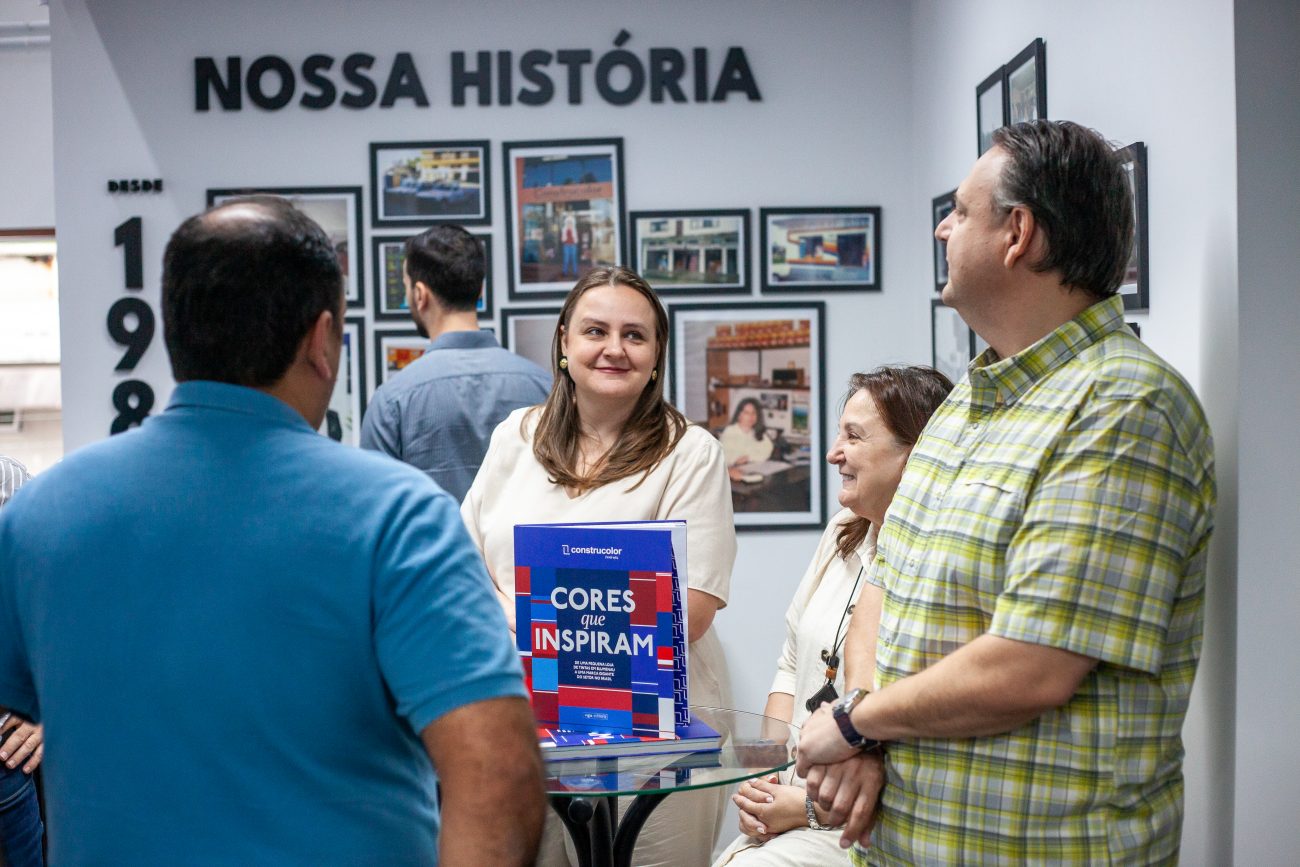 A obra mostra a evolução da empresa desde a fundação na Itoupava Norte, em 1º de setembro de 1984 - Leo Laps/Divulgação/ND