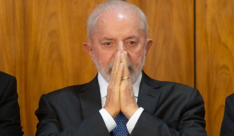 Lula teve um pequeno sangramento cerebral, segundo equipe médica