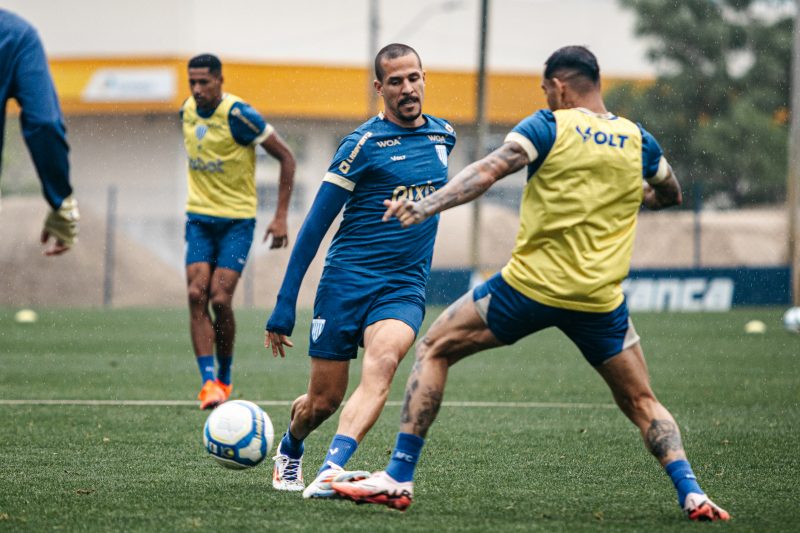 Mário Sérgio deve ser um dos retornos no Avaí para o duelo diante do América-MG &#8211; Foto: Leandro Boeira/ND