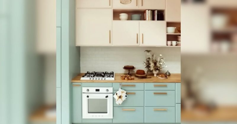 Modelo de cozinha retrô com itens minimalistas