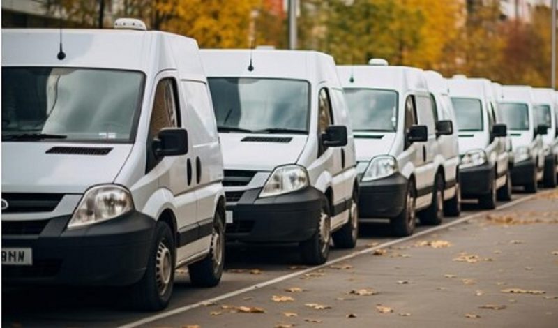 vans que estão estacionadas na rua terão nova lei dos retrovisores 