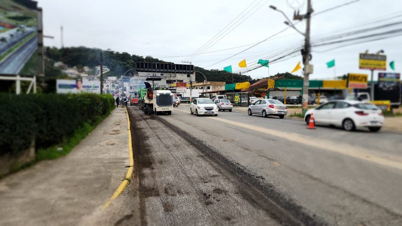 Obras na avenida Santa Catarina 