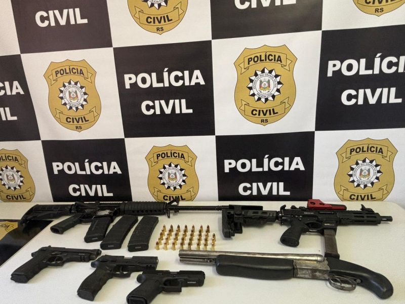 Apreendeu grande arsenal armas e munições, na quarta-feira (30). 