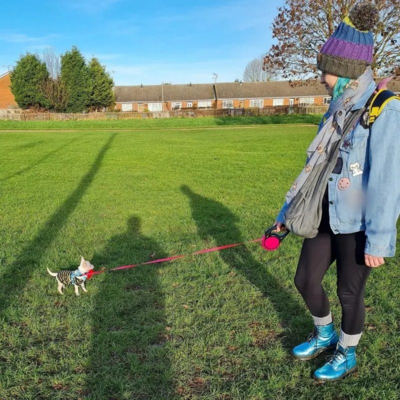 Rebekah Morris estava passeando com seu cachorro