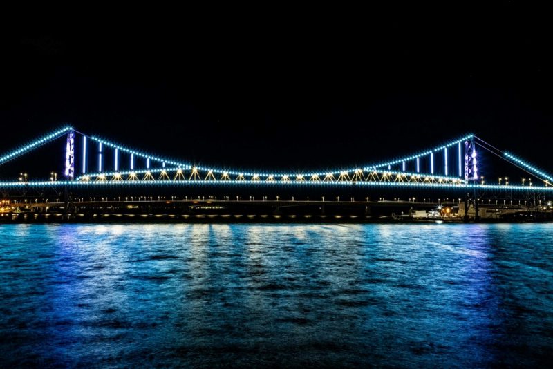 Ponte Hercílio Luz com nova iluminação de LED