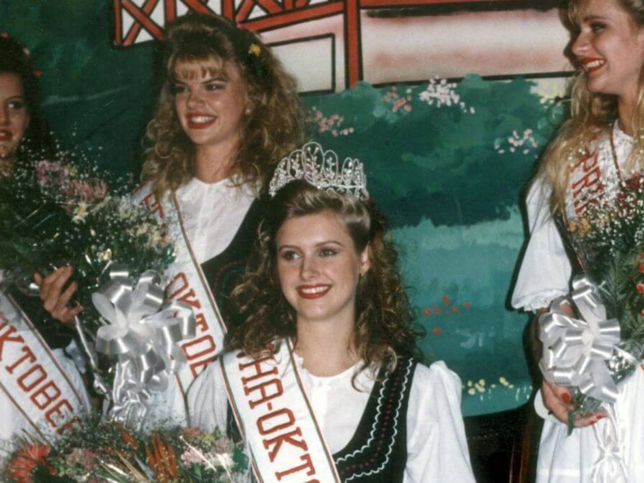 Regiane Grützmacher, rainha de 1994 da Oktoberfest Blumenau - Divulgação/Site Oktoberfest Blumenau