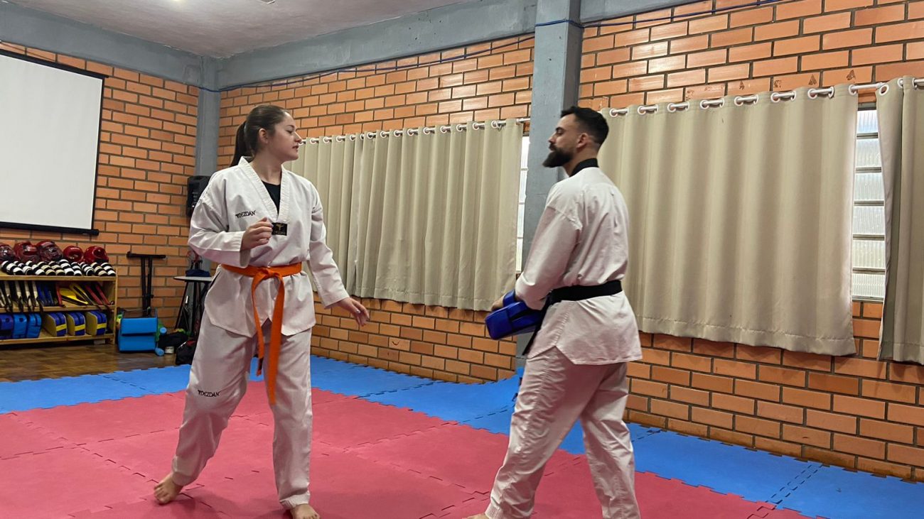 Bianca é de Nova Itaberaba e começou a praticar Taekwondo aos 8 anos, e mesmo com uma pausa durante a pandemia, retornou ao esporte com ainda mais força e determinação. - Valeria Cenci/ND Mais