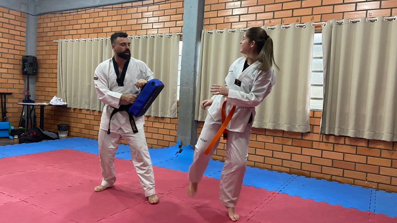 Bianca é atleta de Taekwondo e representou Santa Catarina nos Jogos Escolares Brasileiros. Na disputa, ela conquistou a Série Prata. &#8211; Foto: Valeria Cenci/ND Mais