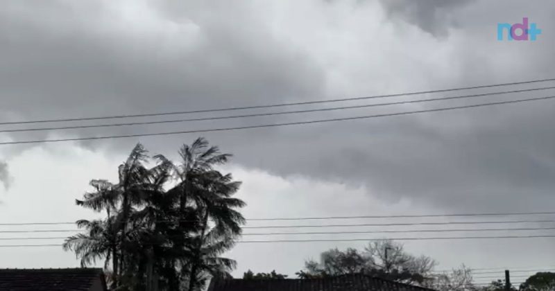 Céu encoberto por nuvens escuras em Blumenau