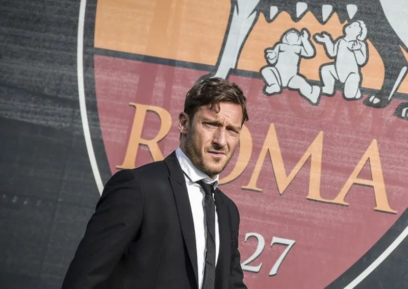 Totti só atuou pela Roma em toda sua carreira &#8211; Foto: Divulgação / Roma