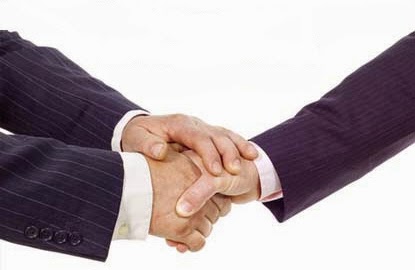 “Aperto controlador” demonstra sinal de domina&ccedil;&atilde;o – Foto: Reprodu&ccedil;&atilde;o/ND