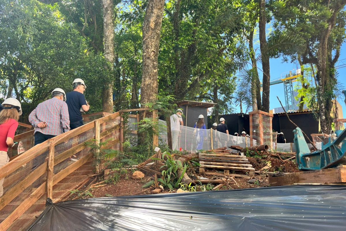 Localizado na Avenida Nereu Ramos com esquina para a Rua Achiles Tomazelli, em um terreno de 2.100 m², o XAP Tower contará com 26 andares - Milena Bender/ND