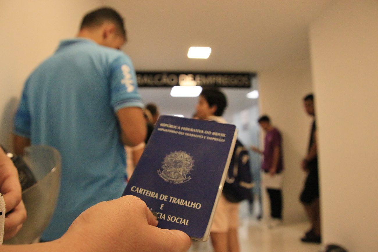 Vale do Itajaí tem mais de 1,3 mil vagas de emprego abertas no Sine; veja como se candidatar