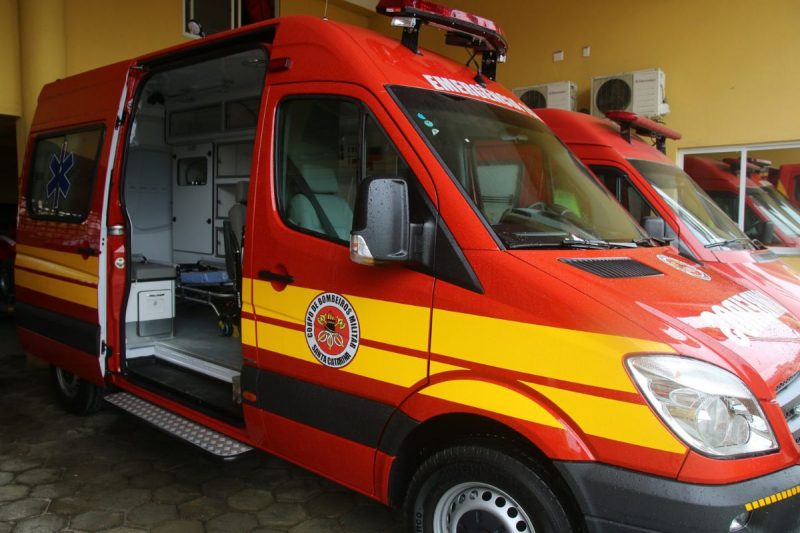 Criança de 10 anos foi atendida por ambulância dos bombeiros