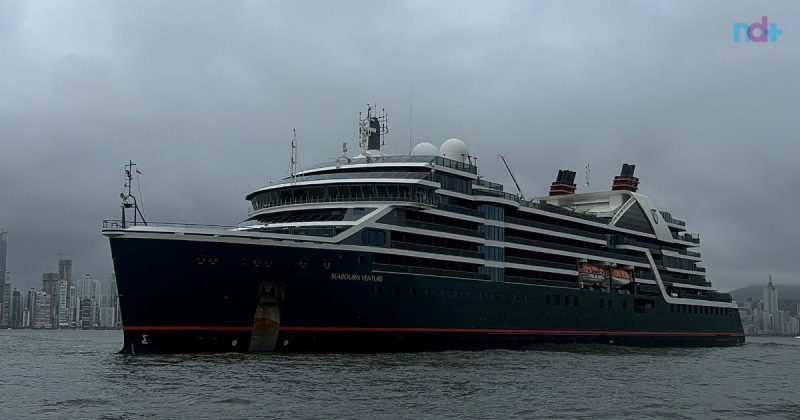 imagem mostra cruzeiro ultra luxuoso em Balneário Camboriú