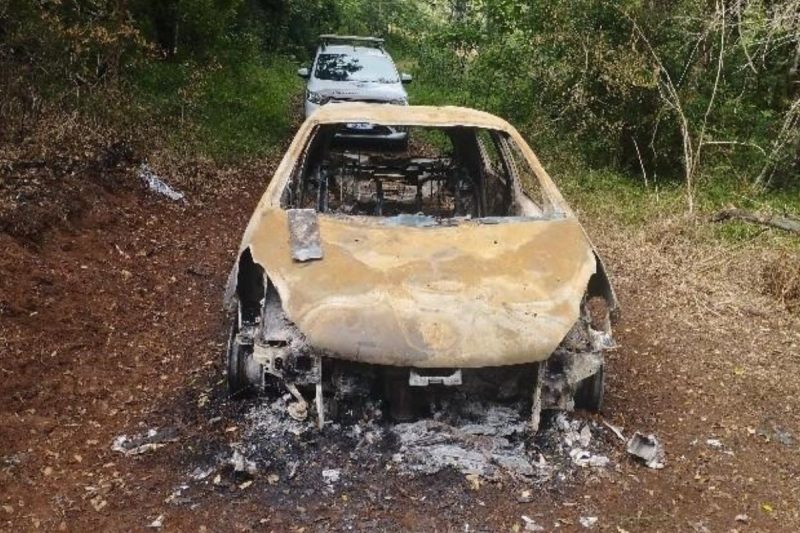 Carro queimado foi localizado no interior de Campos Novos 