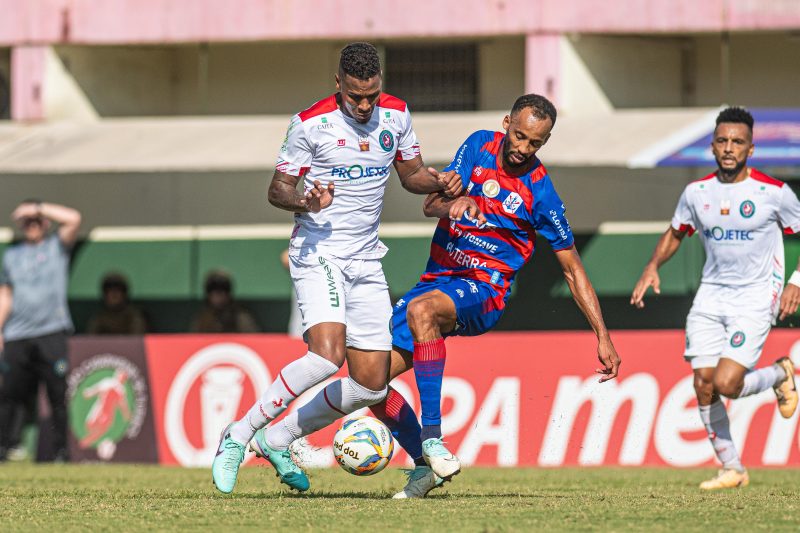 Jogando em casa, o Galo do Oeste venceu o Marinheiro e se sagrou campeão da Copa Santa Catarina pela primeira vez