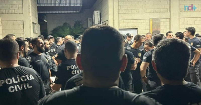 foto mostra policiais que atuaram na operação contra golpistas